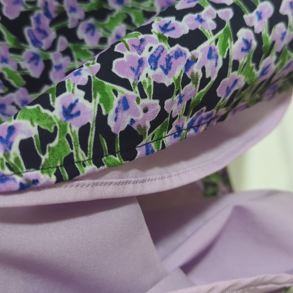 Banana Republic Floral Camisole - Size Small - Picture 3 of 5